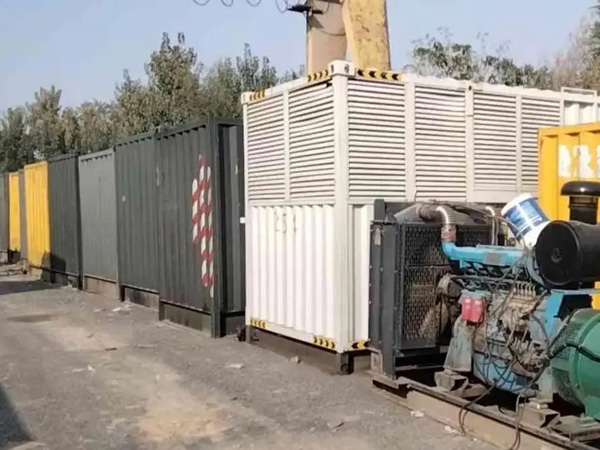 惠阳200KW柴油发电机机组每小时油耗是多少?